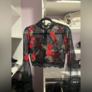 Lace bell sleeve top with roses